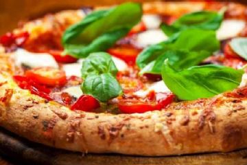 Giro pizza e premiazione dei presepi